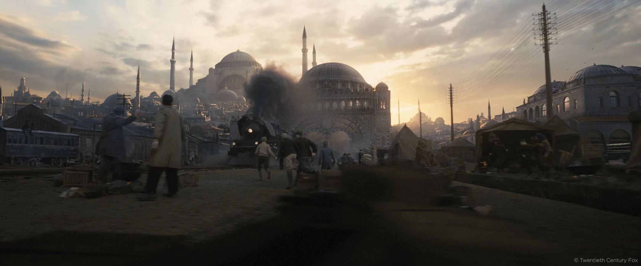 Murder on the Orient Express Istanbul with a shot of a mosque Raynault vfx