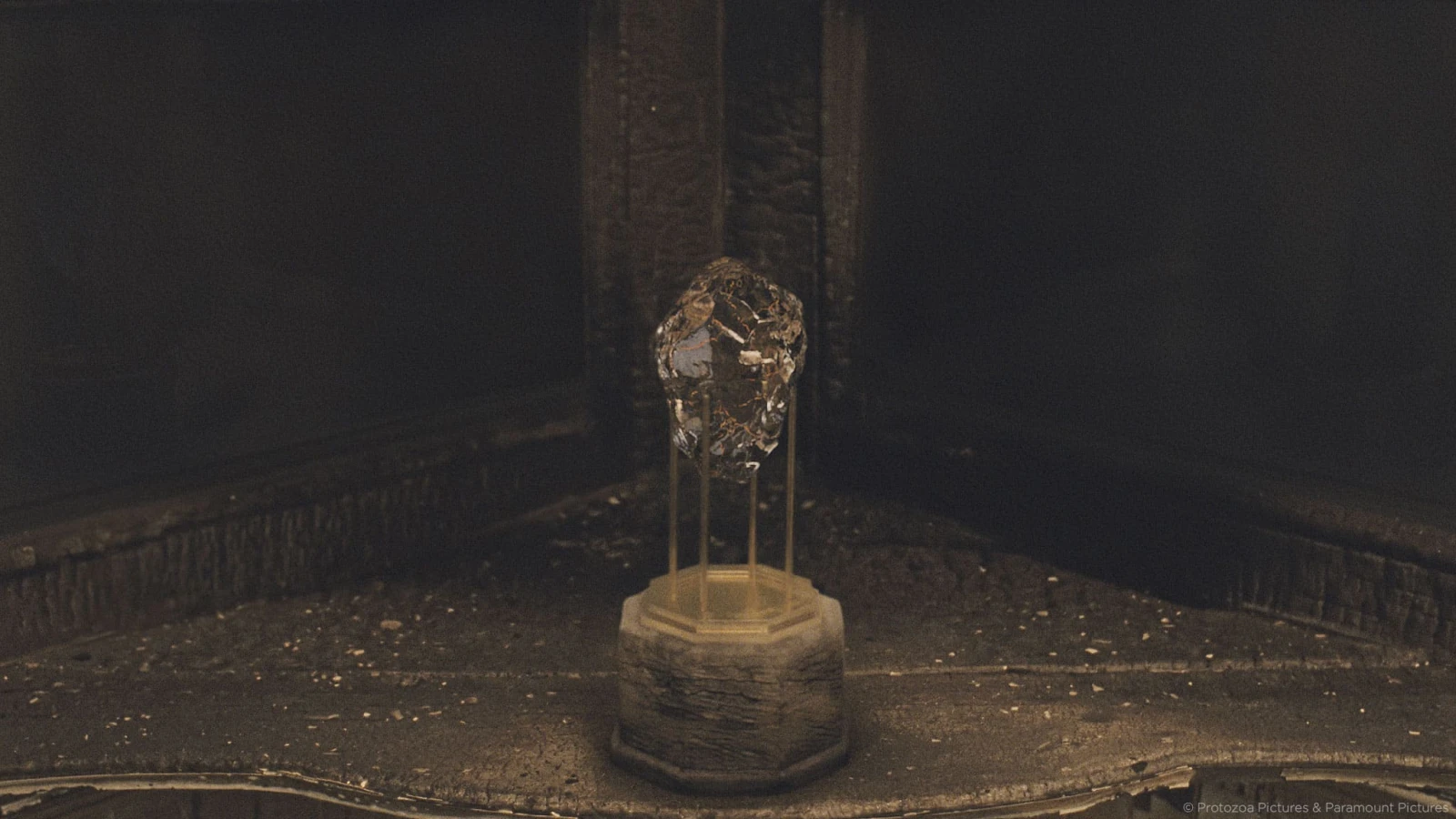 Mother! shot of the cristal diamond from Raynault vfx